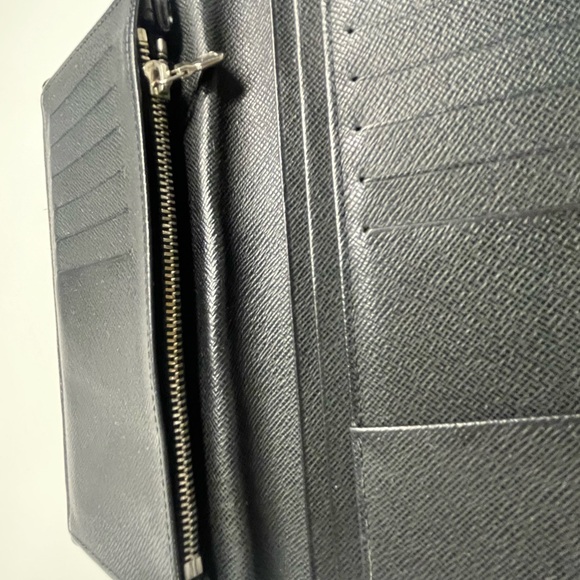 Louis Vuitton Black Textured Wallet - Picture 8 of 13